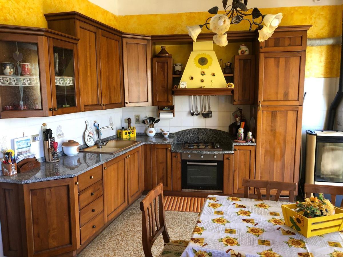 La Casa Di Marco Apartment Imperia Bagian luar foto