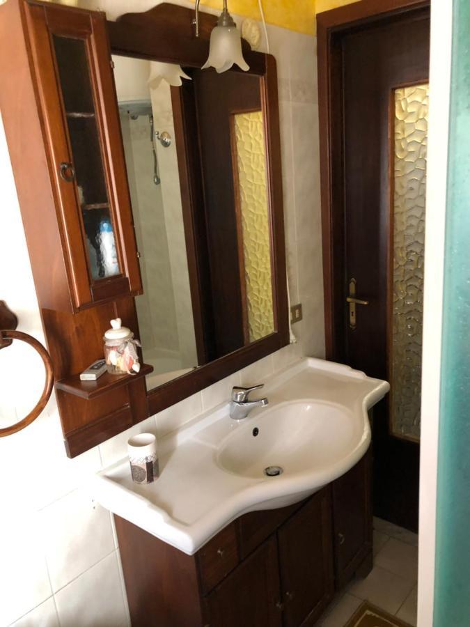 La Casa Di Marco Apartment Imperia Bagian luar foto