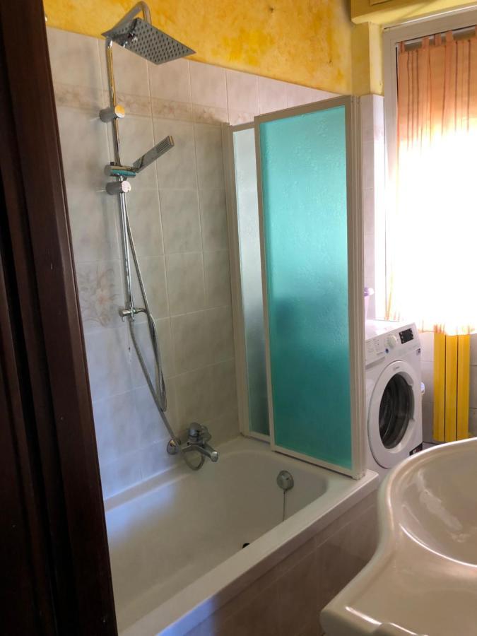 La Casa Di Marco Apartment Imperia Bagian luar foto