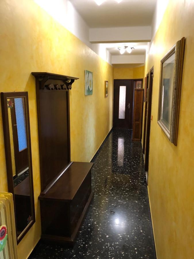 La Casa Di Marco Apartment Imperia Bagian luar foto